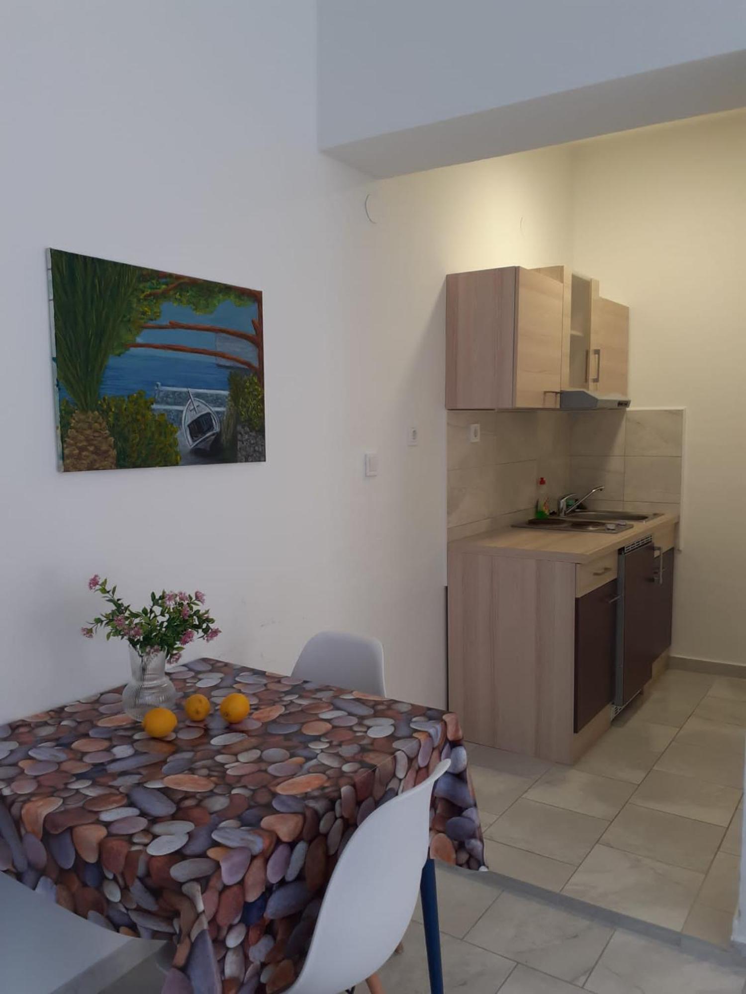 Apartmani Yin&Yang Novalja Exterior foto