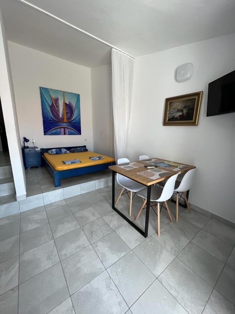 Apartmani Yin&Yang Novalja Exterior foto