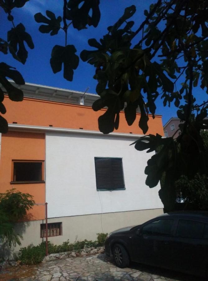 Apartmani Yin&Yang Novalja Exterior foto
